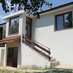при приятели * نيسيبار