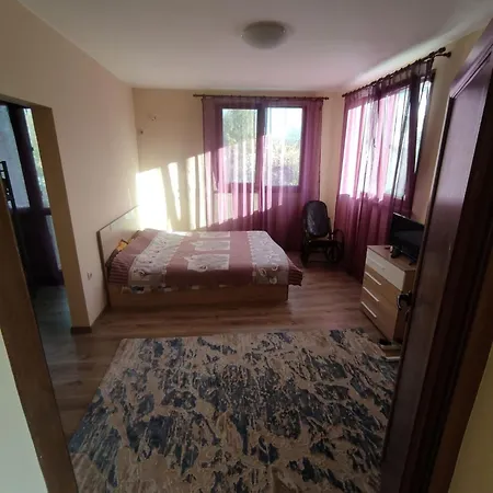 при приятели Holiday home