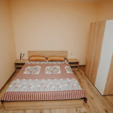 Holiday home при приятели